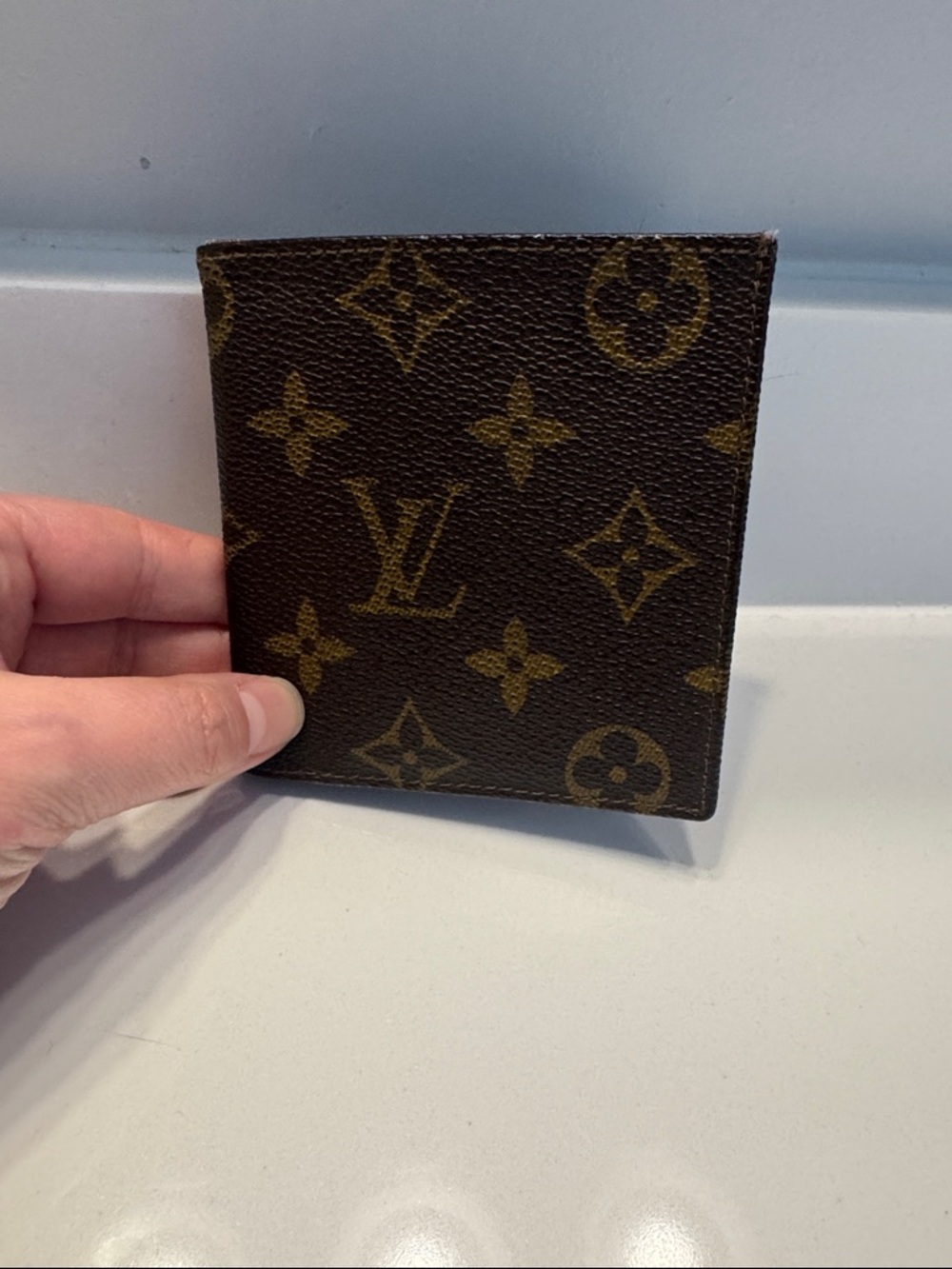 🚨Flash sale - Authentic Vintage Louis Vuitton Wallet 🚨